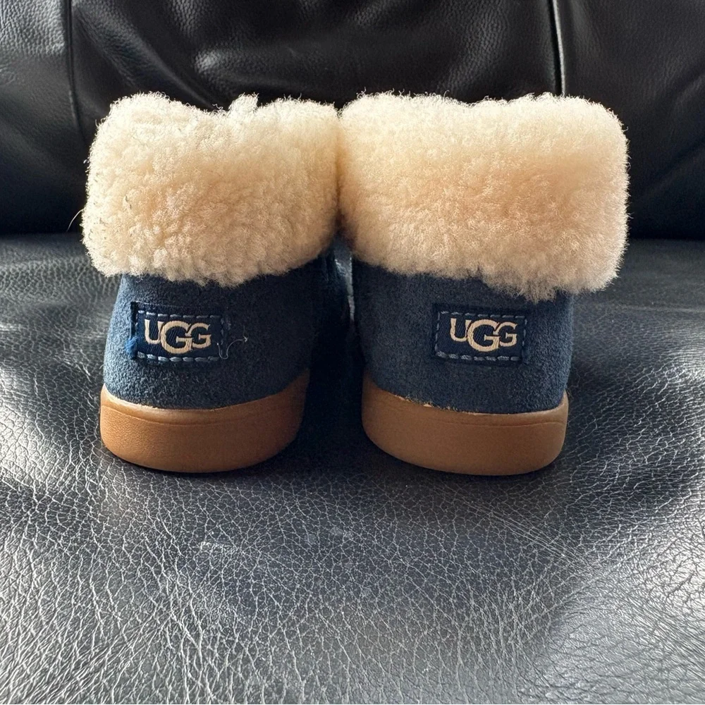 UGG Blue Leather Toddler Booties - Picture 2 of 4
